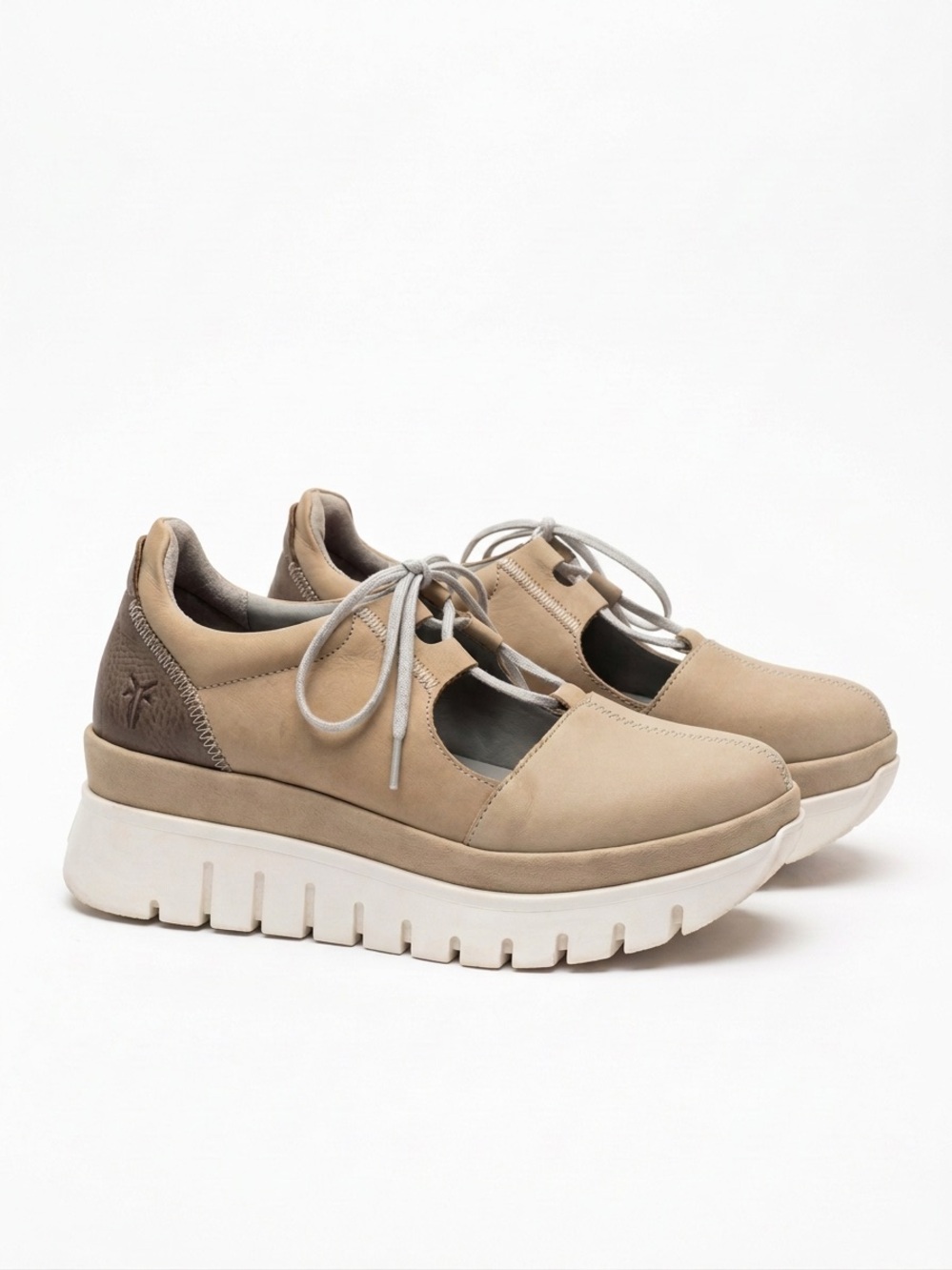 Fly London EU 39 Taupe Platform Lace Up Cut Out Sneakers Casual Modern Quirky